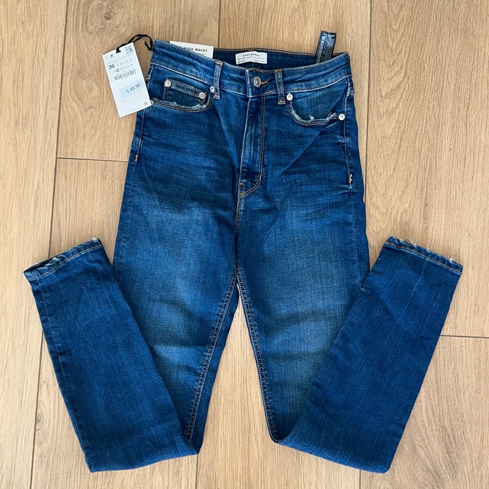 Zara The High Waist Jeans